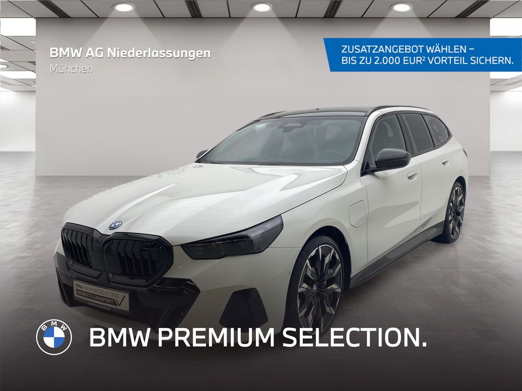 Bild des Angebotes BMW 550e xDrive Touring M Sport AHK LiveCockpitProf