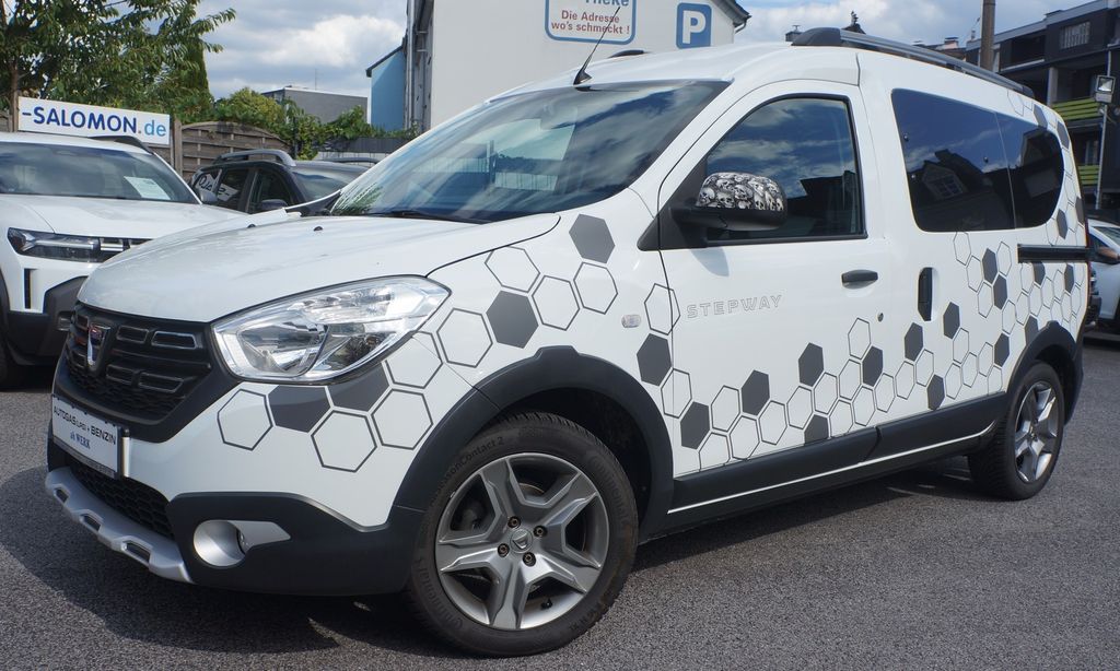 Bild des Angebotes Dacia Dokker Stepway1.6 LPG*NAVI+KLIMA*CAM *AHK*ALLWET