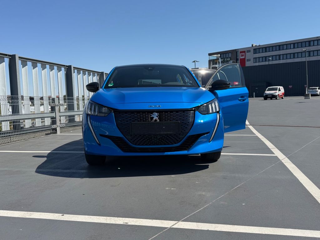 Bild des Angebotes Peugeot e-208 136PS GT