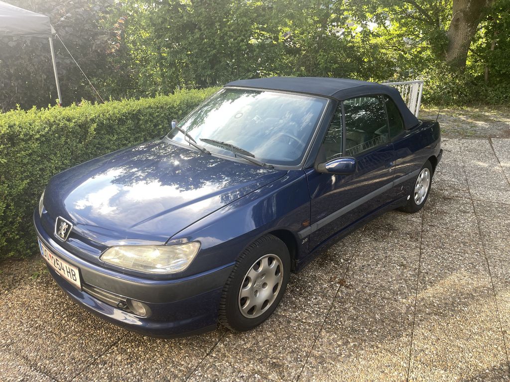 Bild des Angebotes Peugeot 306 1.6 Cabrio Saint Tropez Saint Tropez