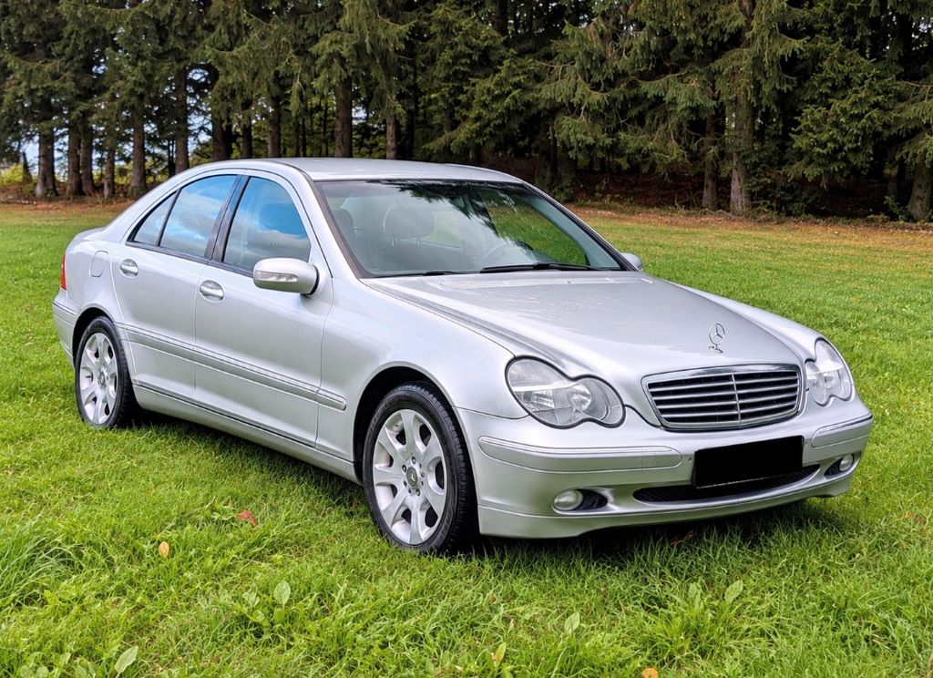Bild des Angebotes Mercedes-Benz 240, 4Matic, Allrad, Automatik, top Zustand