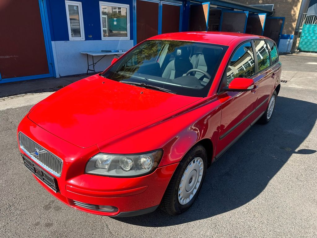 Bild des Angebotes Volvo V50 Kombi 1.8*Klima*5Gang*Euro4*