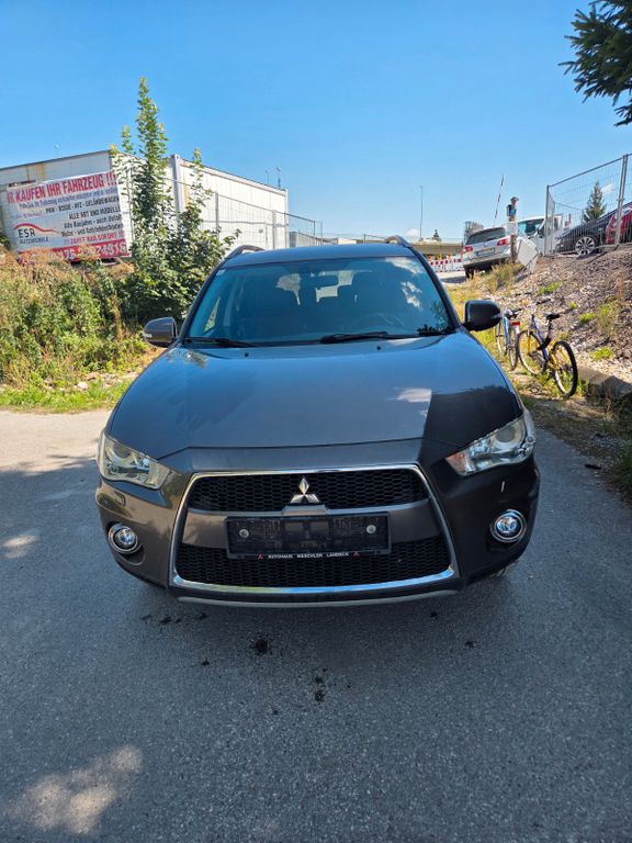 Bild des Angebotes Mitsubishi Outlander Invite 4WD