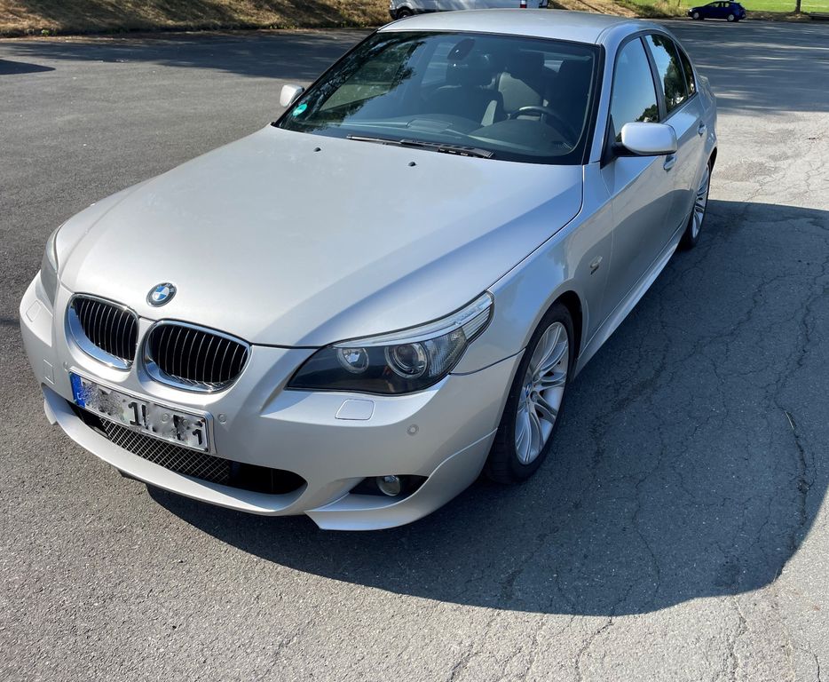 Bild des Angebotes BMW 530d A -