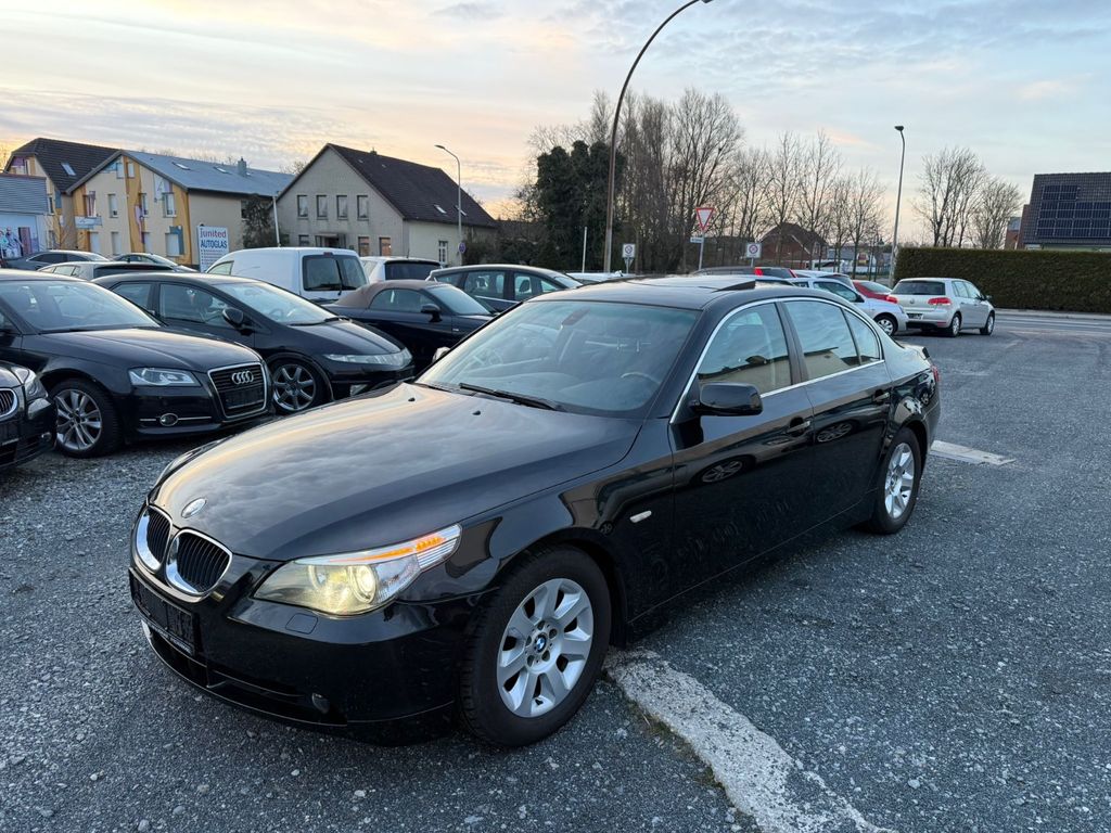 Bild des Angebotes BMW 530i Lim. *90TKM*2.HAND*SCHIEBEDACH*
