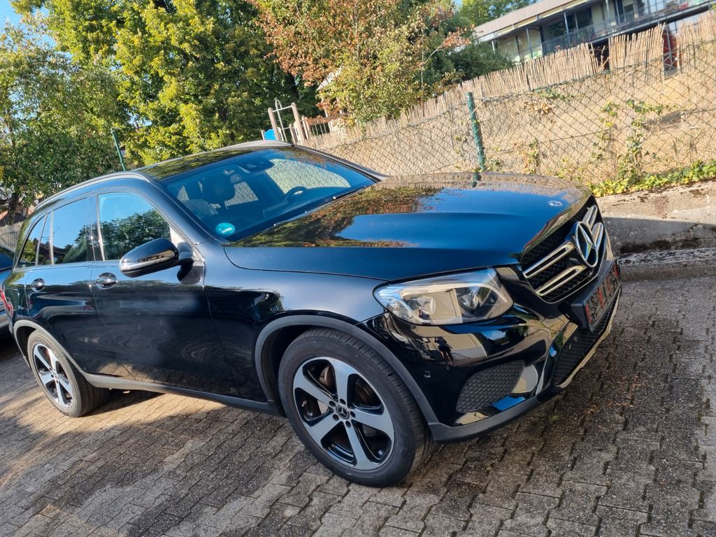 Bild des Angebotes Mercedes-Benz GLC 250 d 4MATIC AMG/Night,TÜV neu
