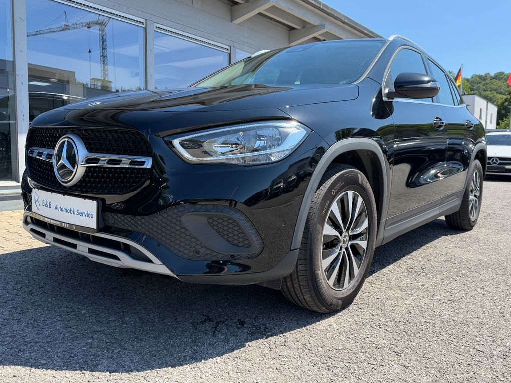 Bild des Angebotes Mercedes-Benz GLA 180 d *NAVI*CAM*8G*TOUCH*APPLE CAR*ANDROID*