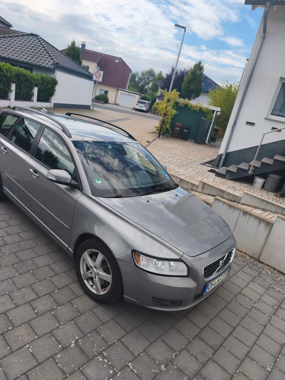 Bild des Angebotes Volvo V50 2.0D Tüv bis 4/28