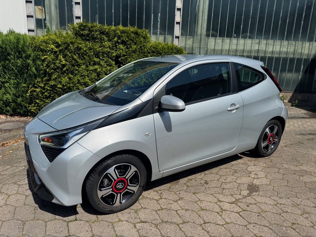 Bild des Angebotes Toyota AYGO x-play Automatik/Kamera/Klima