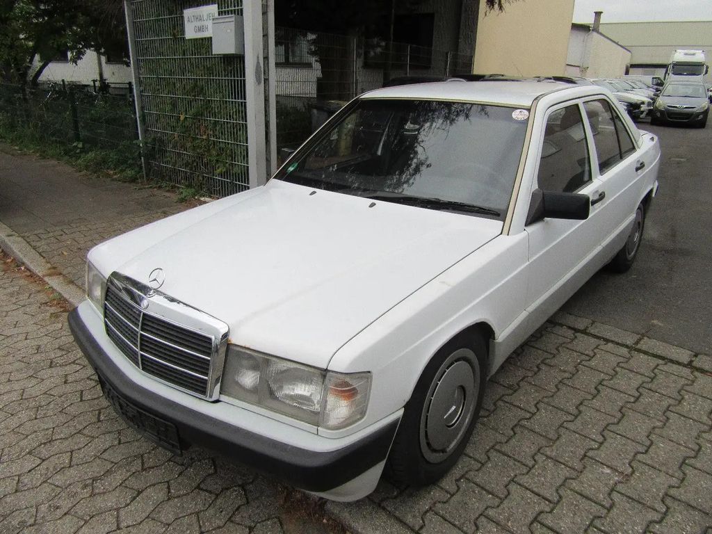 Mercedes-Benz 190