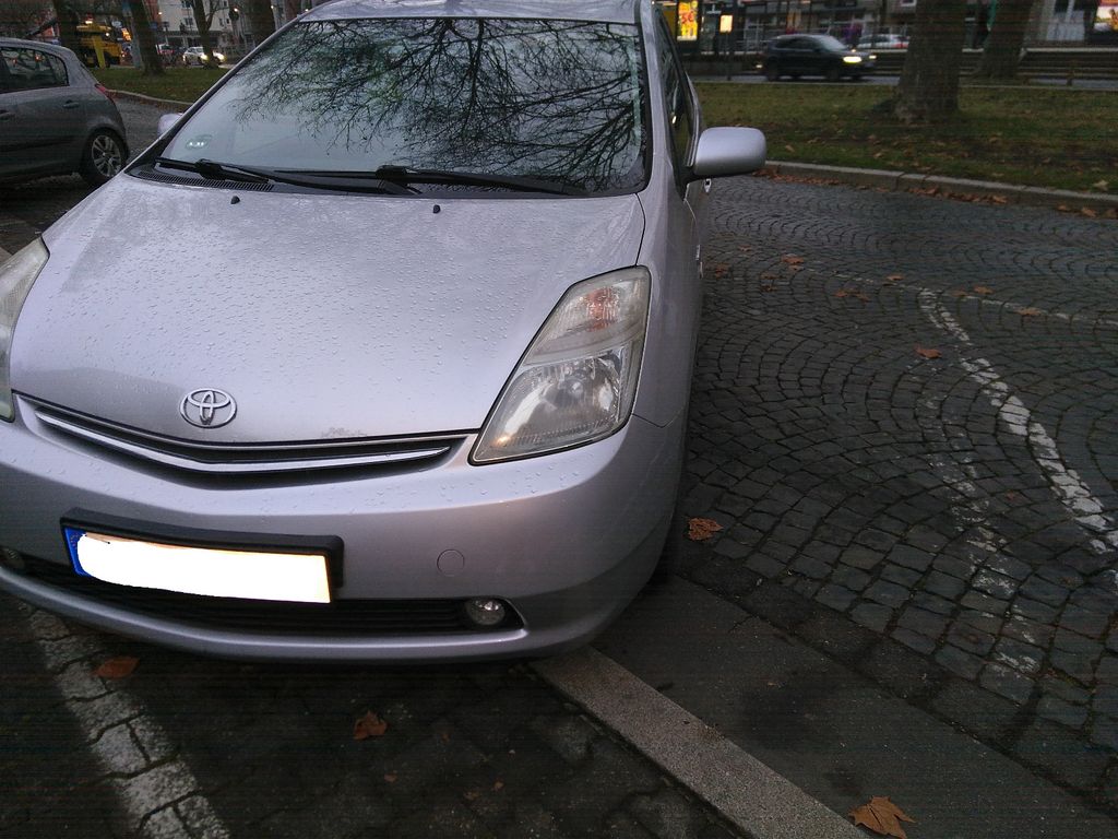 Toyota Prius 1.5-l_VVT-i