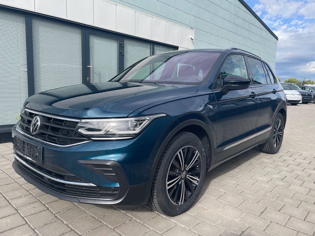 Bild des Angebotes Volkswagen Tiguan United 1.5 TSI DSG/MATRIX/18"/NAVI