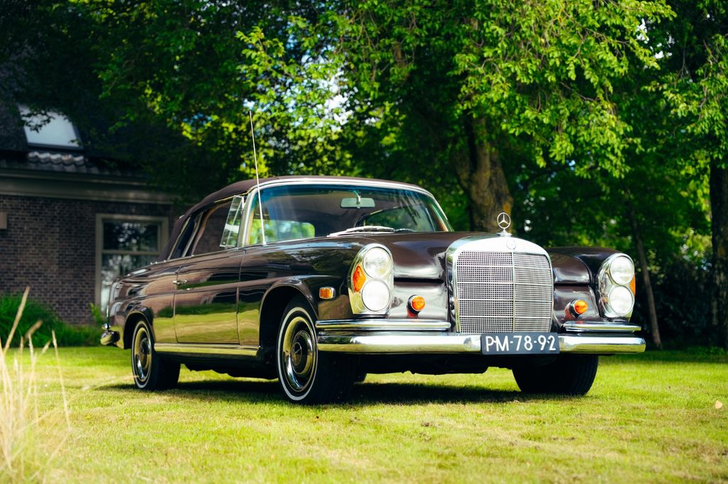 Bild des Angebotes Mercedes-Benz 250 se w111 cabrio