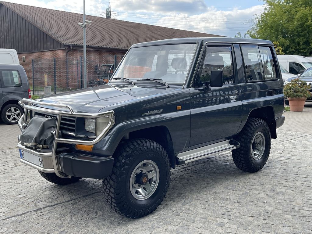 Toyota Land Cruiser KJ 70 VX 3.0Turbo D Special 33-Zoll
