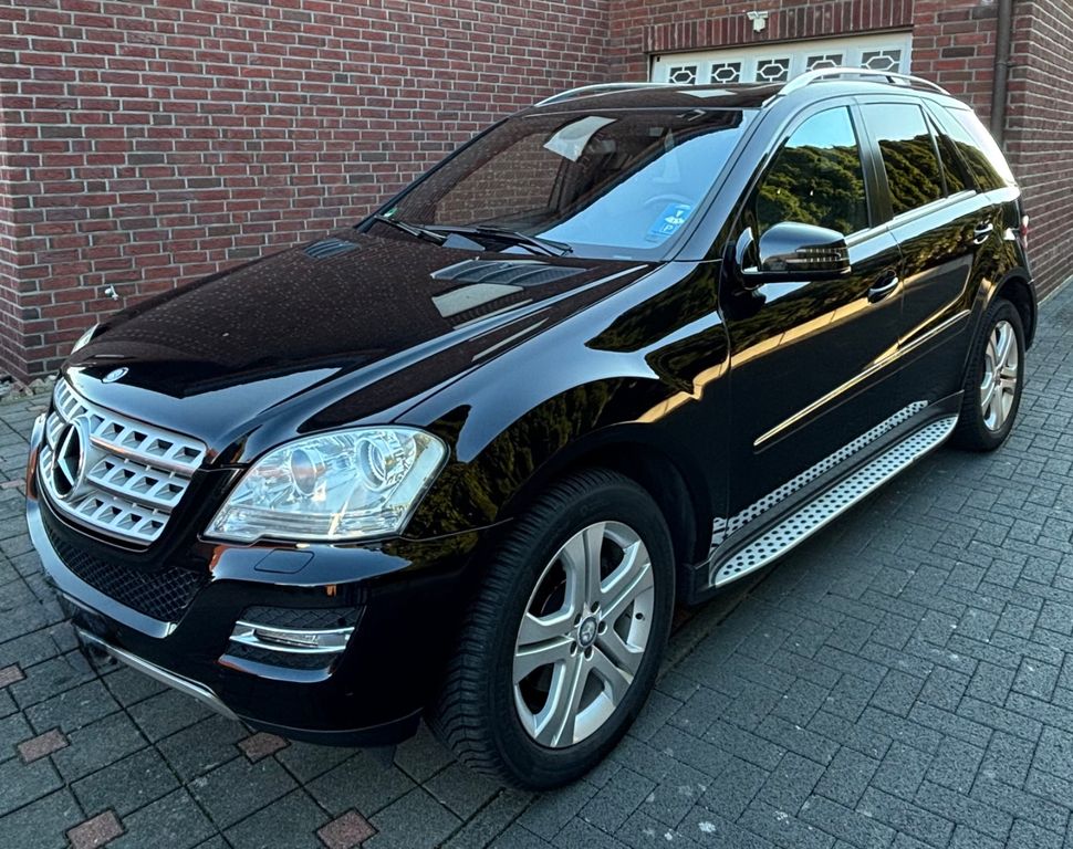 Bild des Angebotes Mercedes-Benz ML 350 CDI 4MATIC -