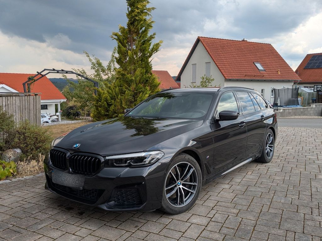 Bild des Angebotes BMW 540i xDrive Touring