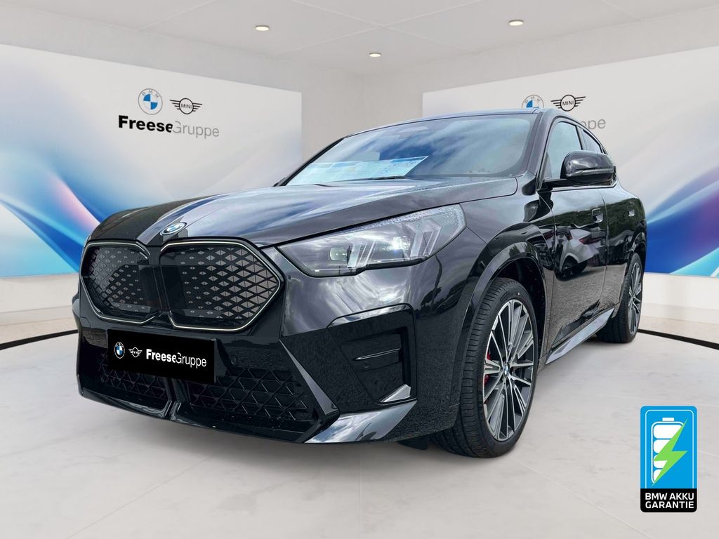 Bild des Angebotes BMW iX2 xDrive30 360° STANDHZ HEAD-UP PANO RFK HIFI