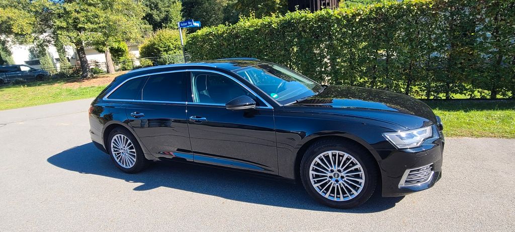 Bild des Angebotes Audi  A6 Avant (4A5) 40 2.0 TDI, quattro design,