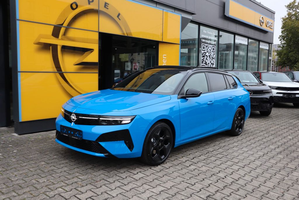 Opel Astra SportsTourer 1.2 DCT6 Ultimate Schiebedach