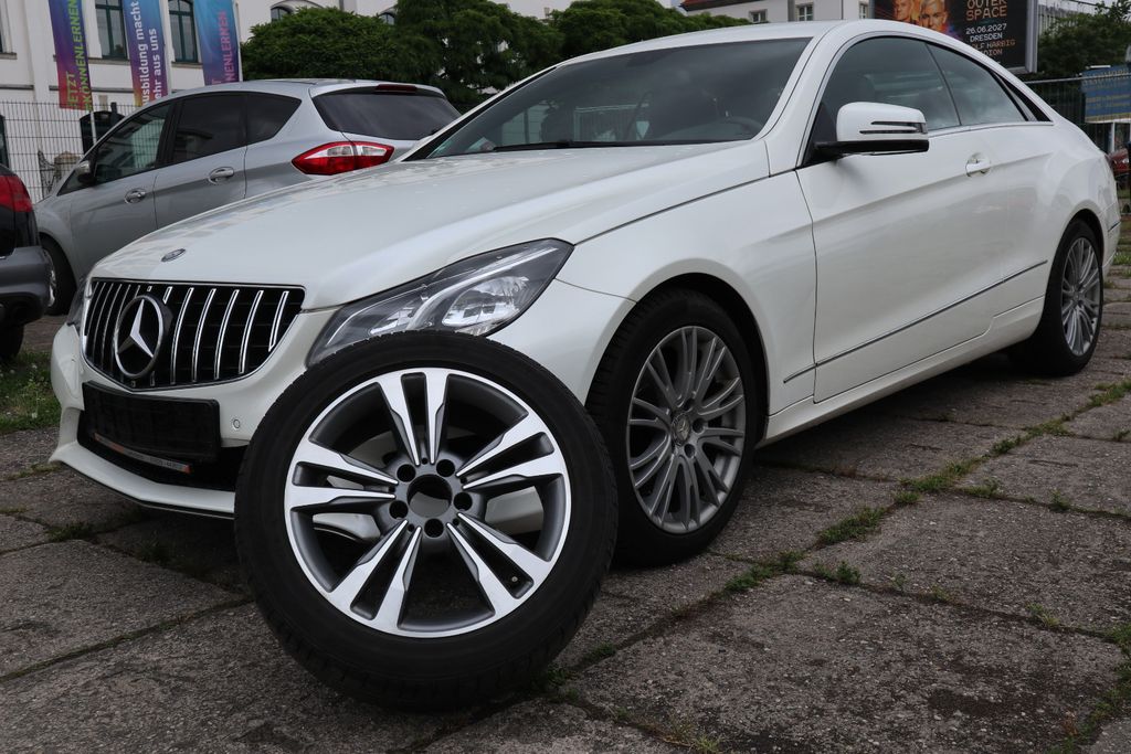 Bild des Angebotes Mercedes-Benz E 200 Coupe*AHK*Facelift*Schalter