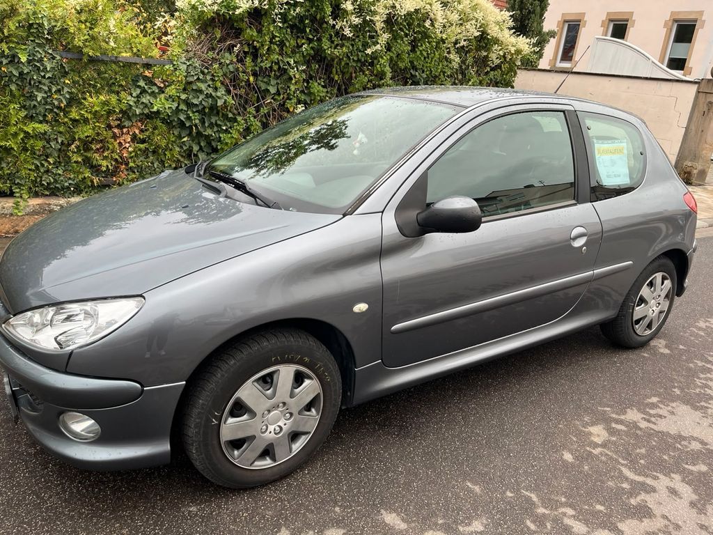 Bild des Angebotes Peugeot 206 JBL 75 JBL