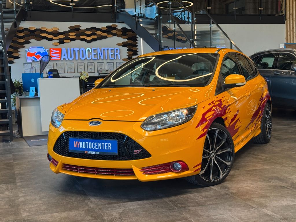 Bild des Angebotes Ford Focus *RECARO*SPORT*SitzHZ*2-ZONEN*TÜV 01/27*