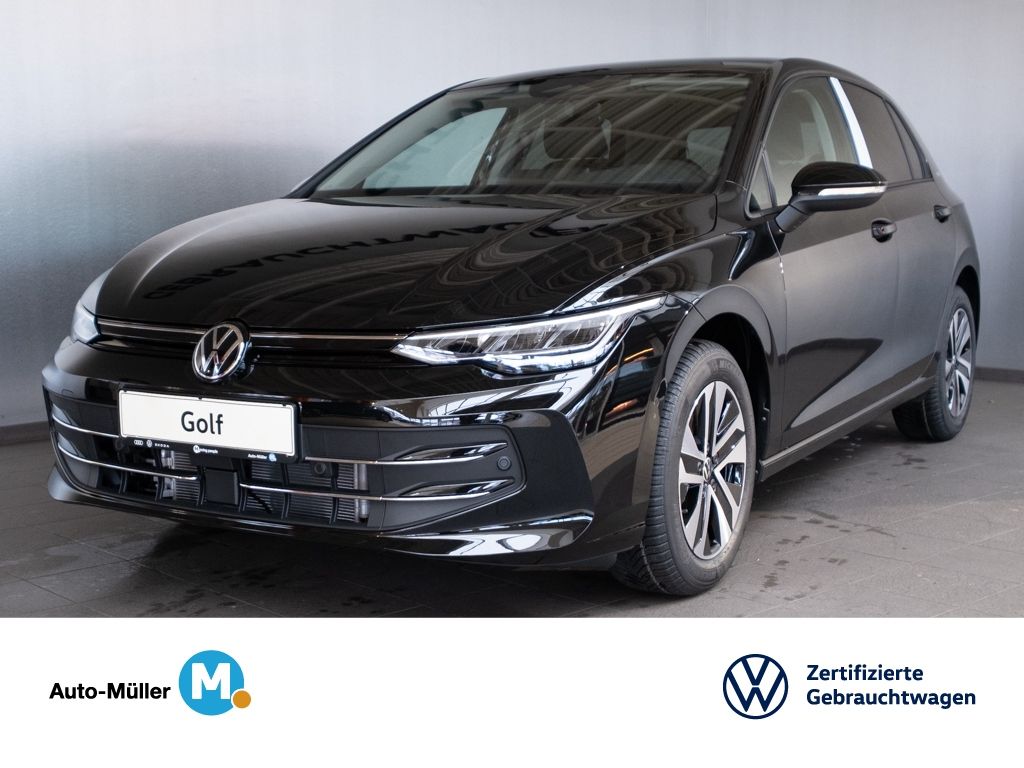 Bild des Angebotes Volkswagen Golf VIII eTSI DSG Goal Kamera Park Assist Pro