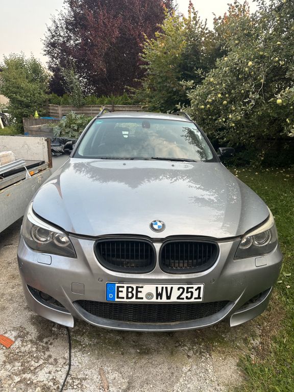 Bild des Angebotes BMW 530d A Touring