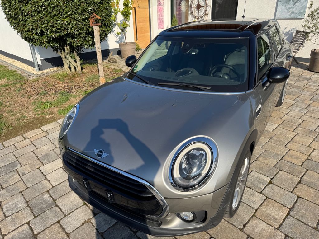 Bild des Angebotes MINI Cooper Clubman 1.5 Sport Klimaaut Pano SH