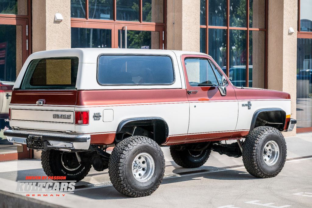 Chevrolet Blazer 5.7l V8 - Kult Cars Germany