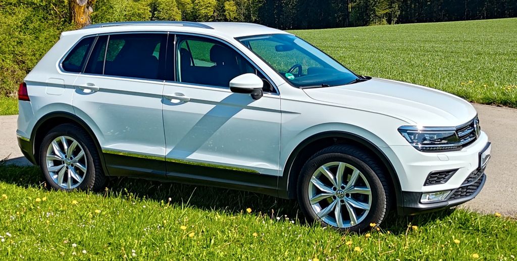 Bild des Angebotes Volkswagen Tiguan 2.0 TDI SCR DSG BMT 4MOTION Highline ...