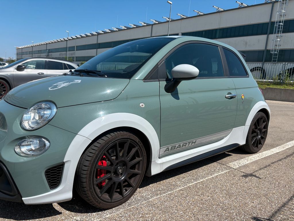 Bild des Angebotes Abarth 695 1.4 T-Jet 16V 695 70th Anniversario 70th...
