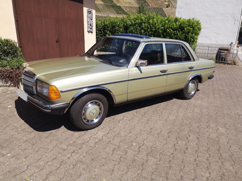 Bild des Angebotes Mercedes-Benz W123 240D Rentnerfahrzeug