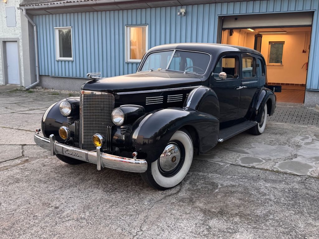 Bild des Angebotes Cadillac Fleetwood 75
