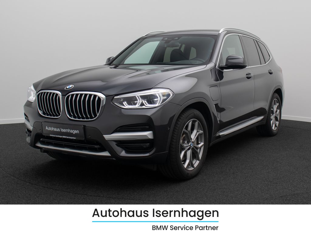Bild des Angebotes BMW X3 xD30e xLine HUD DAB Kamera Alarm HiFi 19Zoll