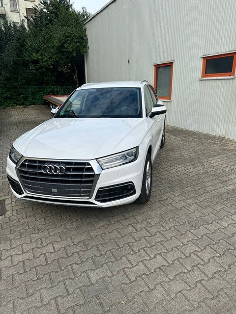 Bild des Angebotes Audi Q5 40 TDI quattro sport