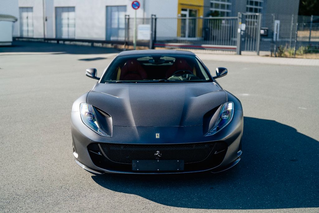 Bild des Angebotes Ferrari 812 Superfast FULL CARBON + PPF