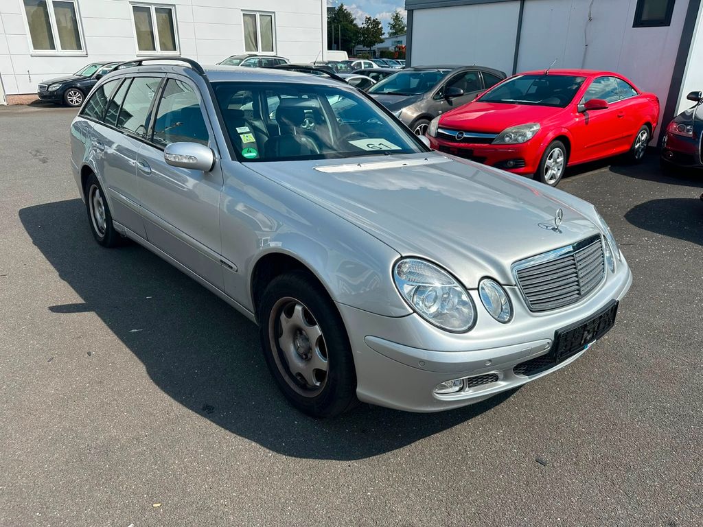 Bild des Angebotes Mercedes-Benz E 240 T CLASSIC Leder 2.Hand Navi Klimaaut PDC