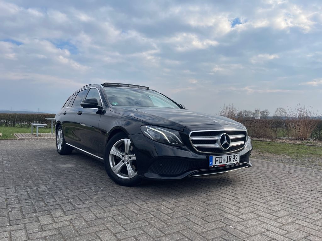 Bild des Angebotes Mercedes-Benz E220