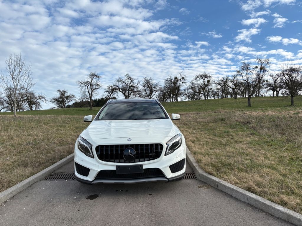 Bild des Angebotes Mercedes-Benz GLA 200 CDI DCT AMG Line