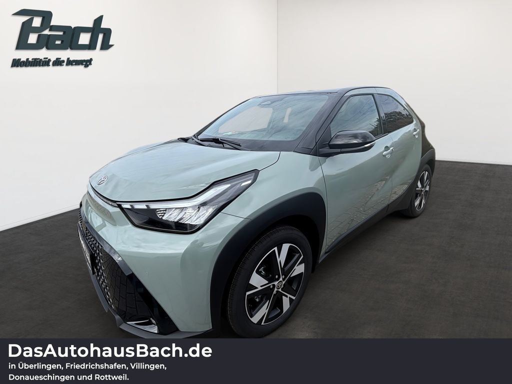 Bild des Angebotes Toyota Aygo X 5-Türer Teamplayer 1.5 l Technik-Paket