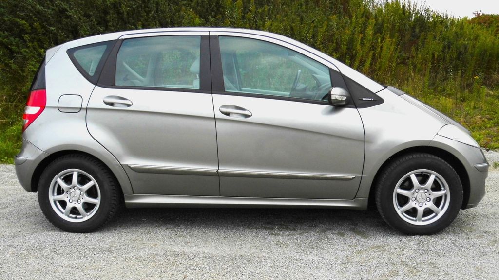 Mercedes-Benz A 150 Elegance / Nichtraucher / TÜV NEU