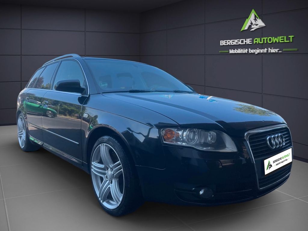 Bild des Angebotes Audi A4 S-LINE EXCLUSIVE 2.5 TDI/LEDER/SHZ V&H/XENON