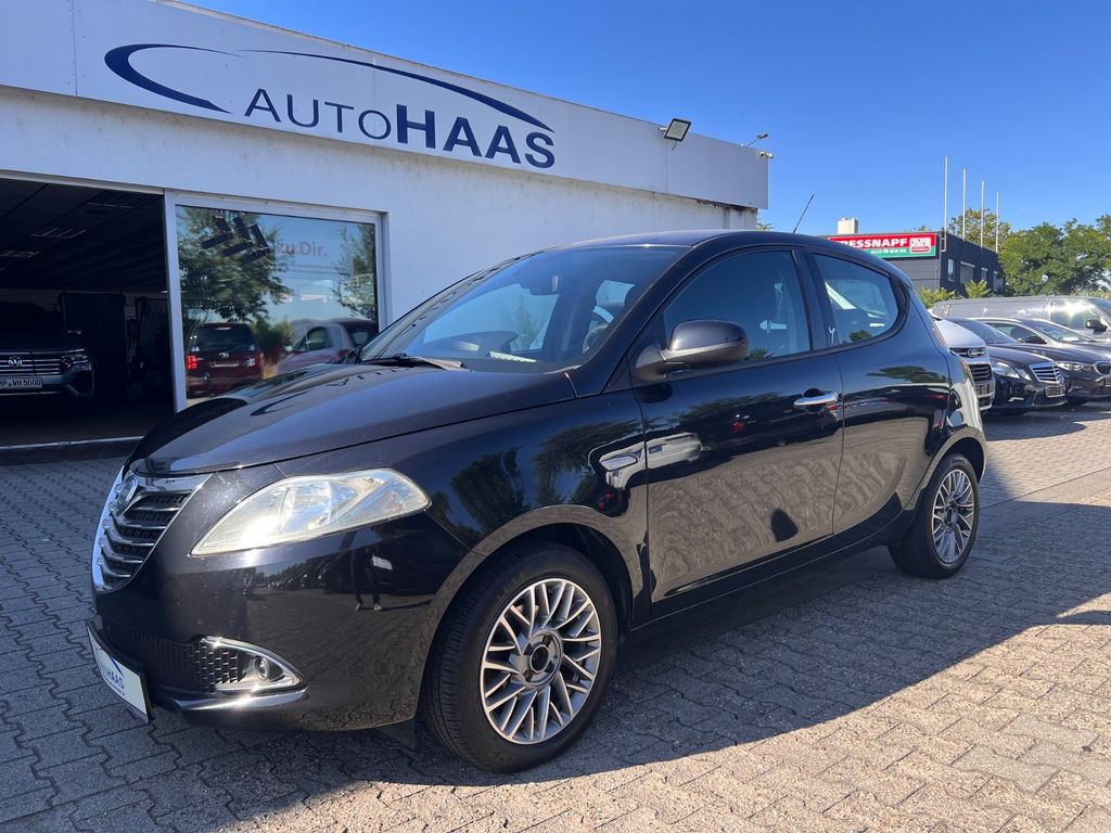 Bild des Angebotes Lancia Ypsilon Gold *Klima*Einparkhilfe *Bluetooth