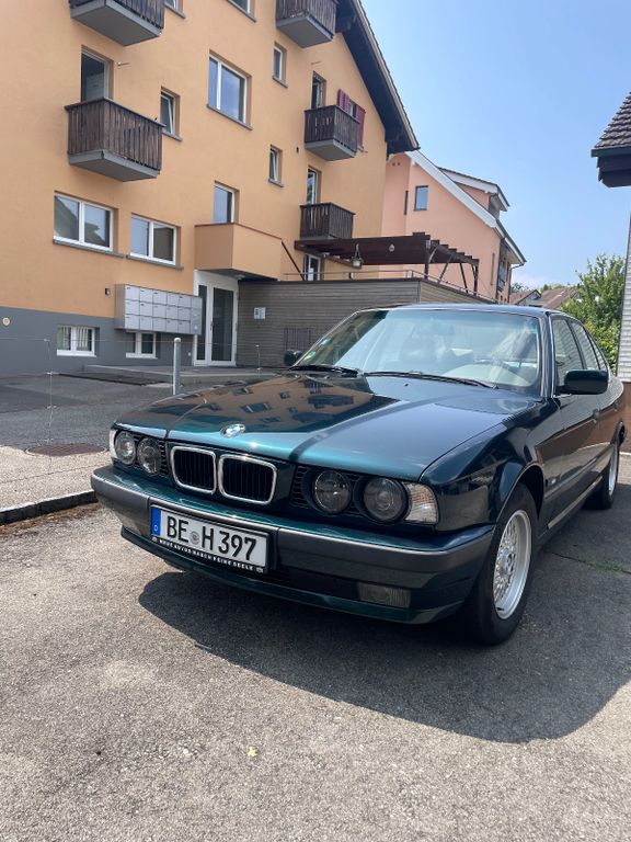 BMW 520i E34, Oxfordgreen, TÜV Neu