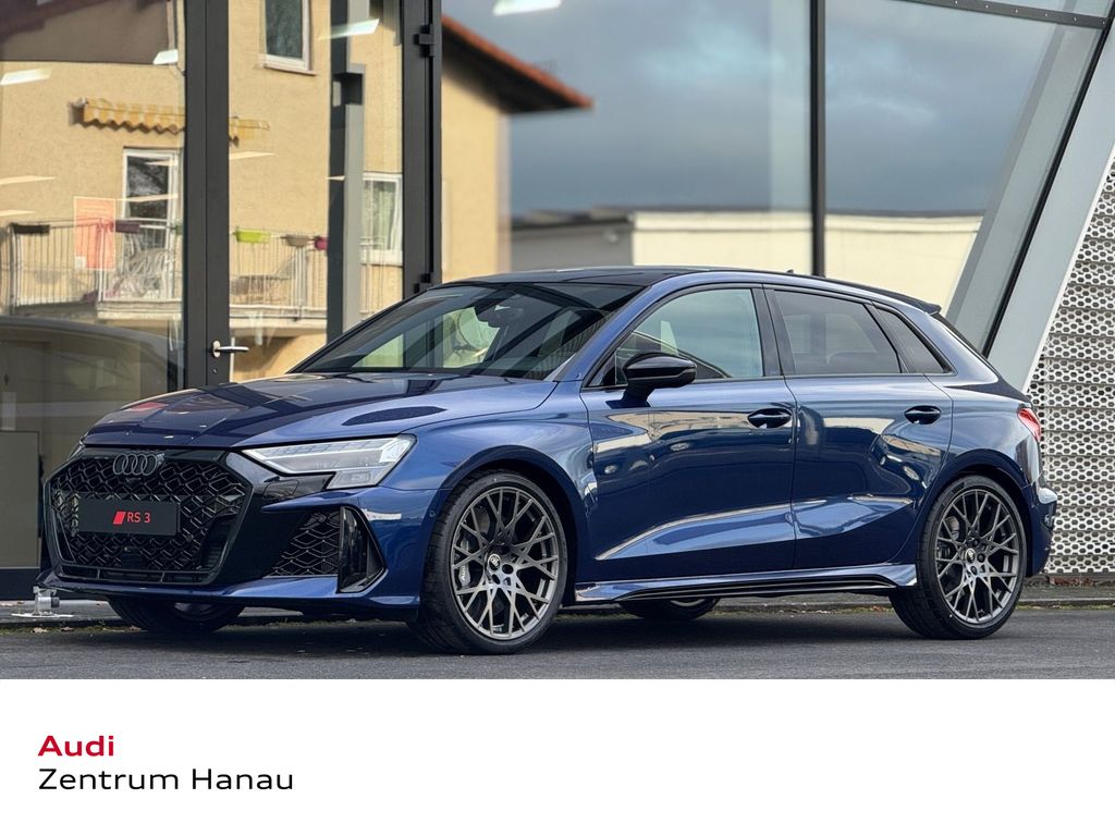 Bild des Angebotes Audi RS 3 Sportback KERAMIK*MATRIX*PANO*SCHALEN*NAVI*
