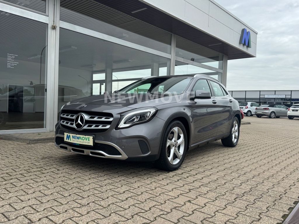 Bild des Angebotes Mercedes-Benz GLA 180 LED Navi SHZ Allwetter Tempo. Keyless