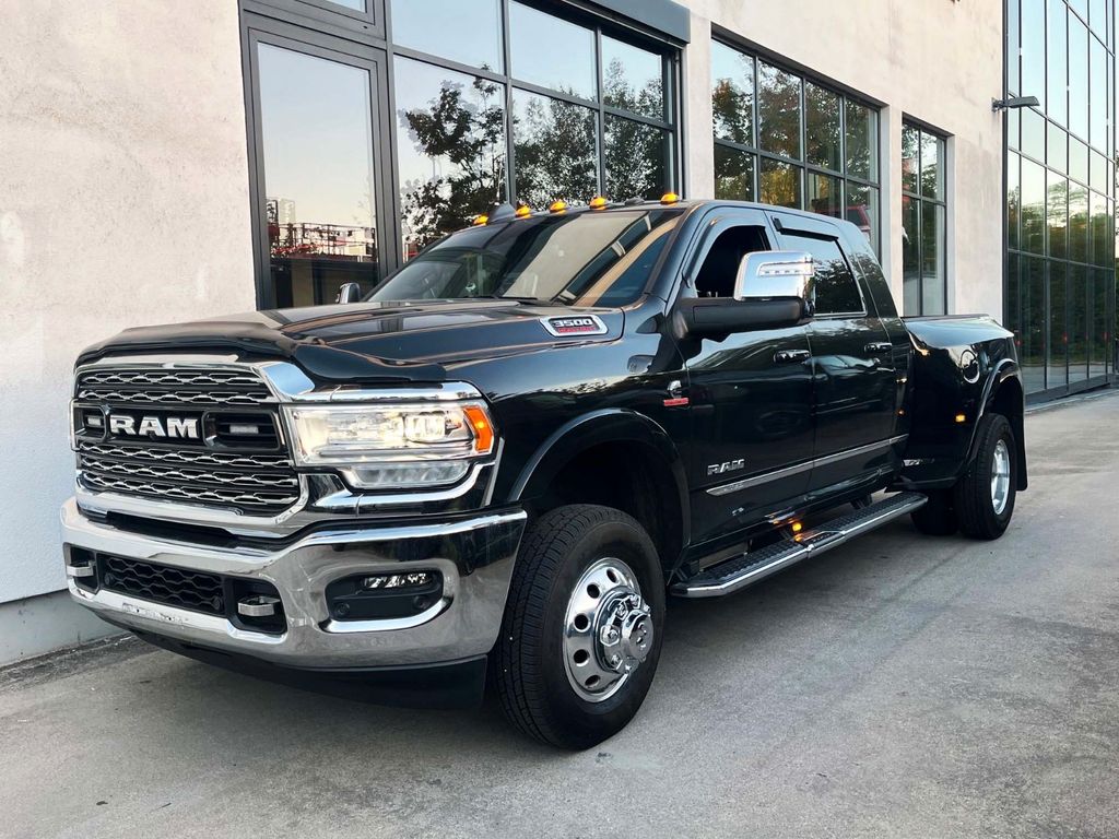 Bild des Angebotes Dodge RAM 3500 Dually Mega Cab Limited 6.7 TD HO