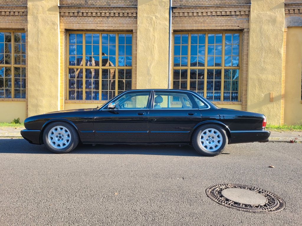 Bild des Angebotes Jaguar XJ6 X300