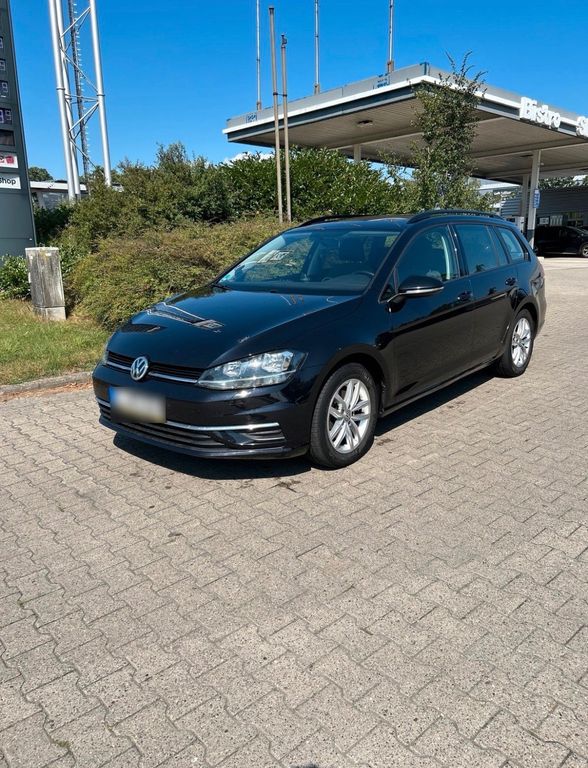 Bild des Angebotes Volkswagen Golf 2.0 TDI SCR Comfortline Variant Comfortline